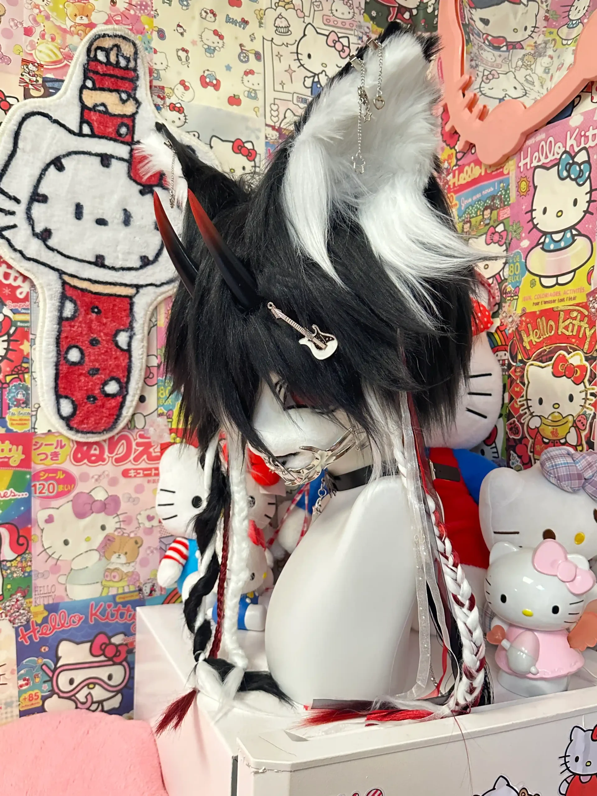 Fursuit Head – Ash Thorn Gothic Kemono (Black, White & Blood Red)