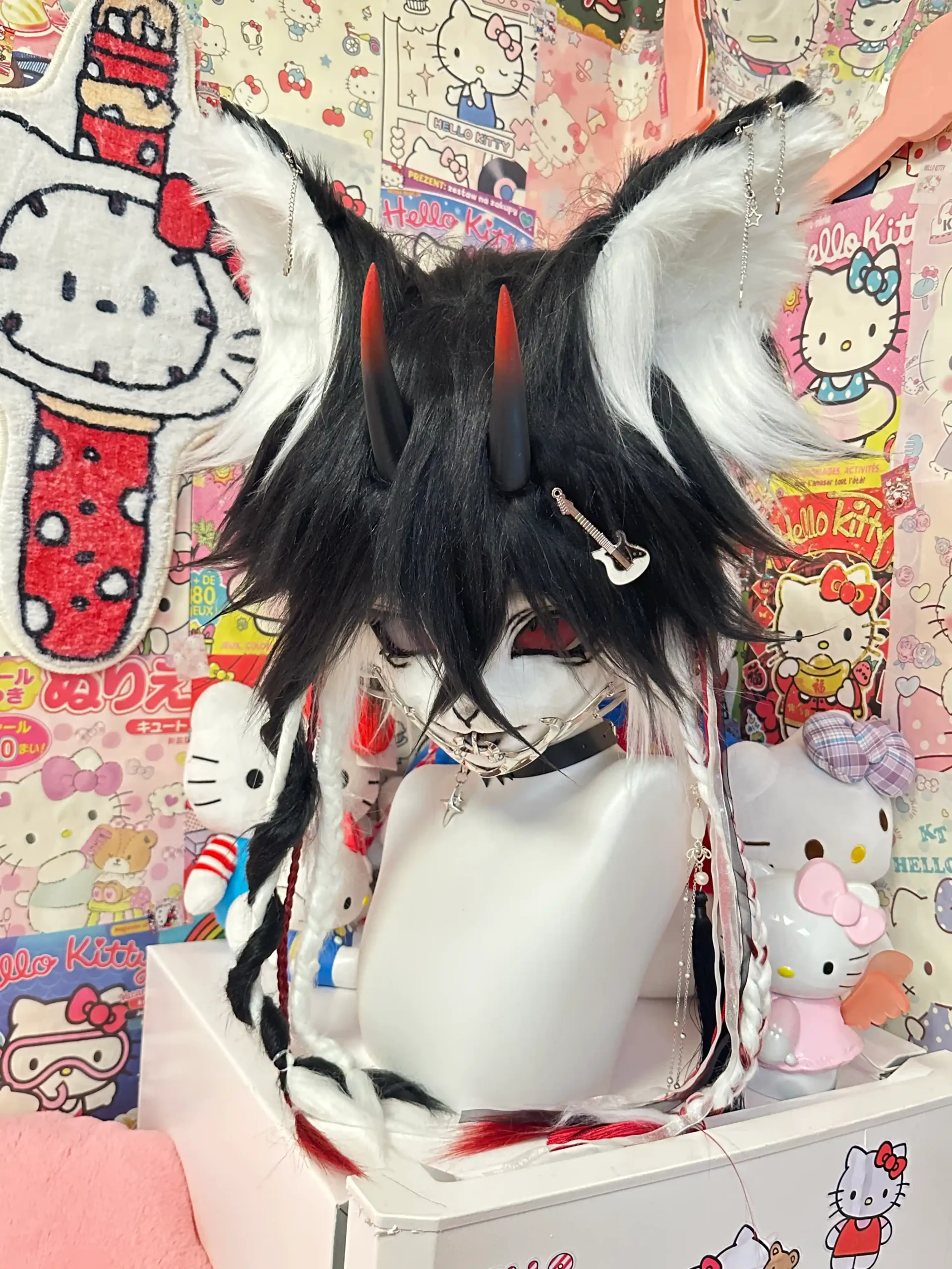 Fursuit Head – Ash Thorn Gothic Kemono (Black, White & Blood Red)