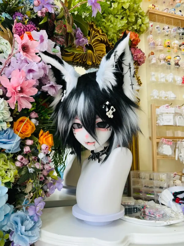 Fursuit Head – Ashbound Gothic Kemono (Black & White) (1)
